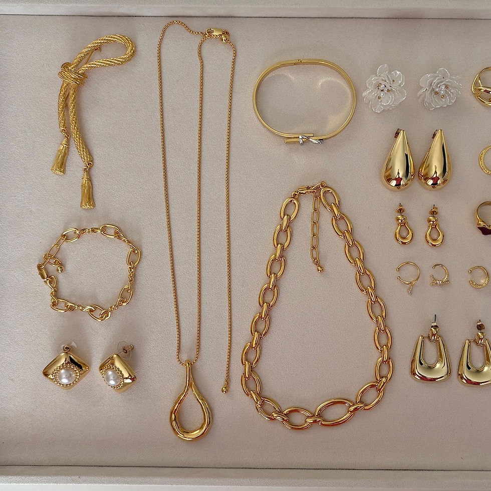 Gold Tassel Knot Brooch