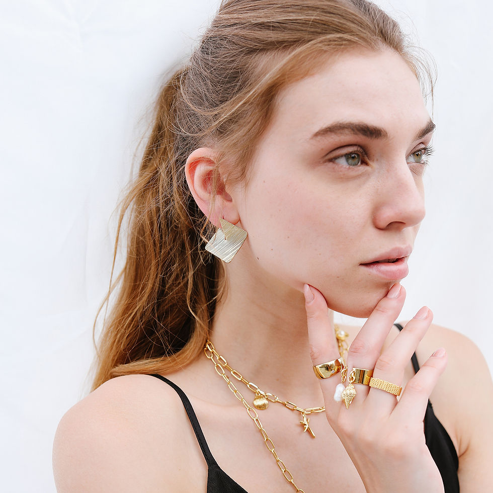 dalbit new york gold earrings