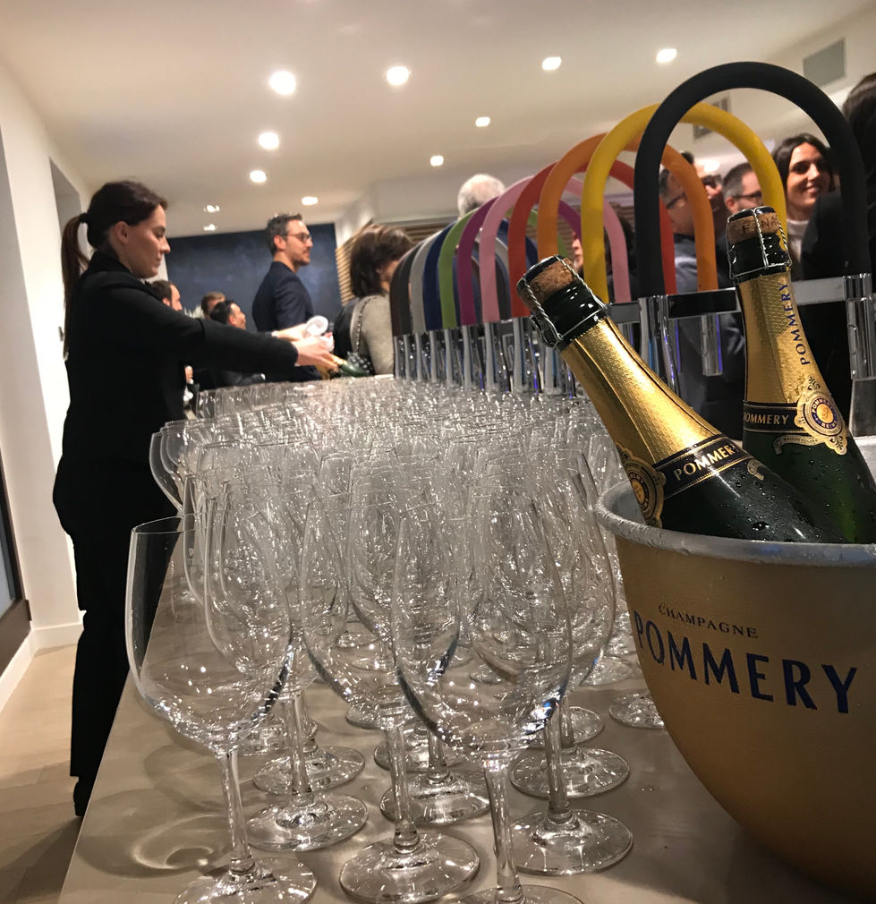 Evento aziendale, bancone cocktail, catering