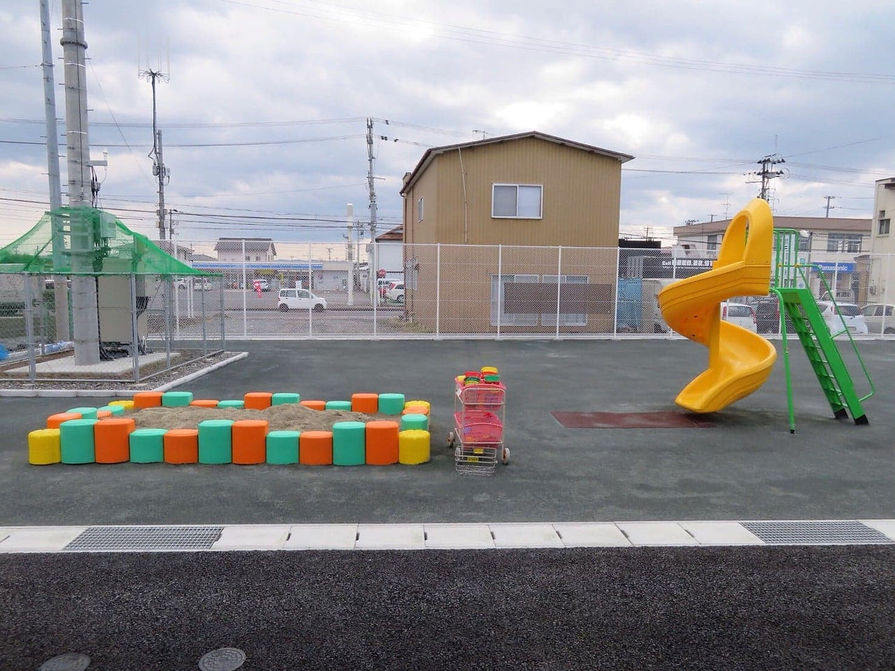 くるくるすべり台も
