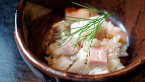 いぶりがっことベーコンの牛乳ごはん