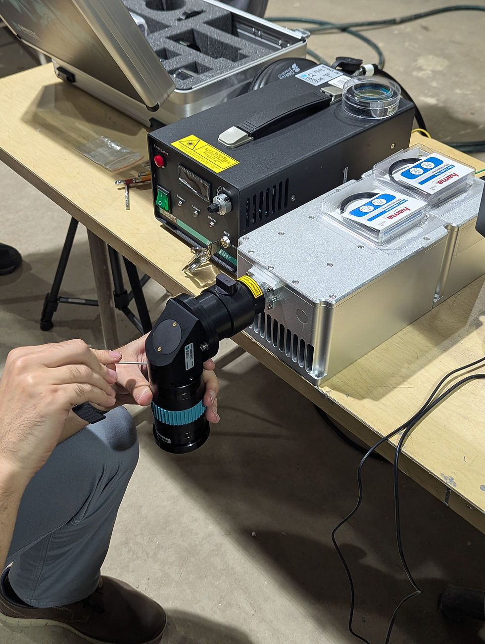 Dr. Alireza Safaripour visited the lab for a training on PIV system