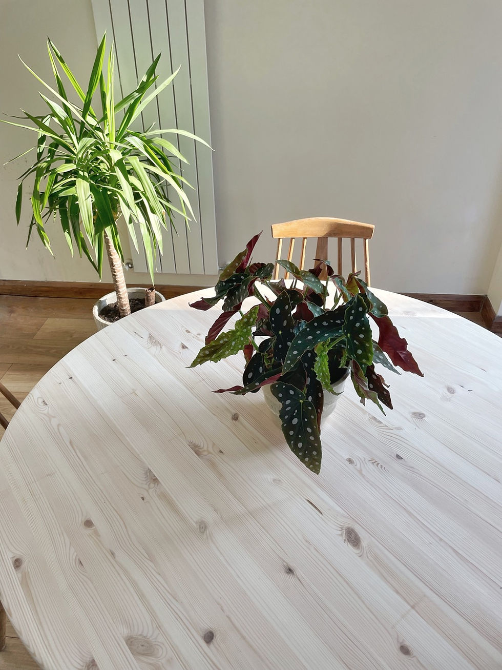 Thumbnail: Round dining table, Solid wood circular table