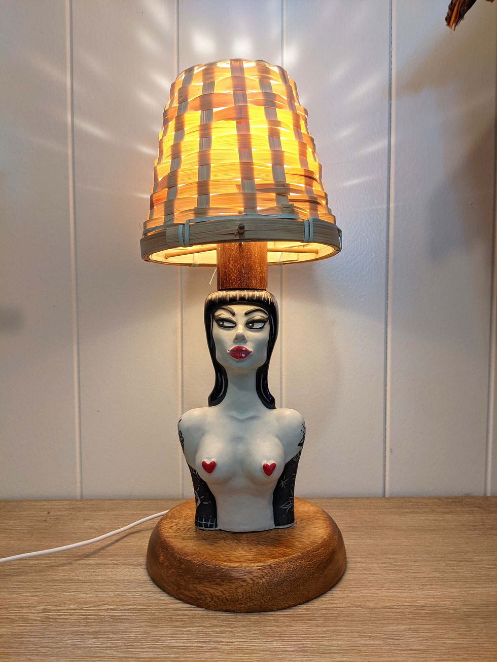 The Shady Lady Lamp Batch 01 Lamp 06 front lit