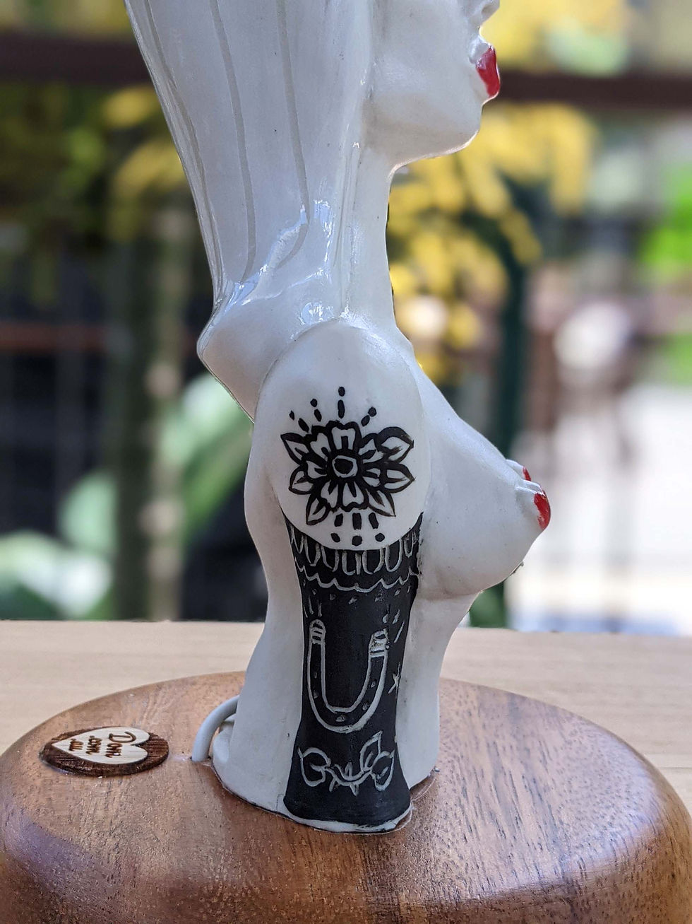 Thumbnail: The Shady Lady Lamp batch 01 Lamp 05 right arm