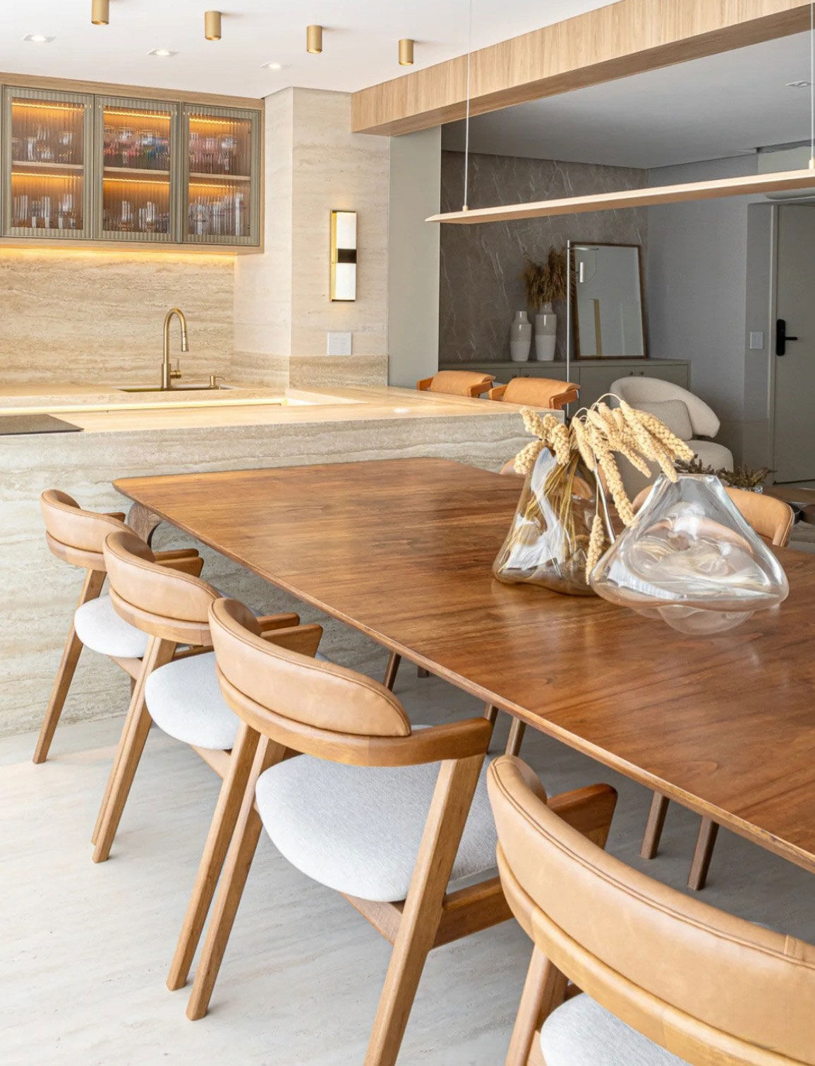 Projeto: Claudia Villela | Cadeira Finn