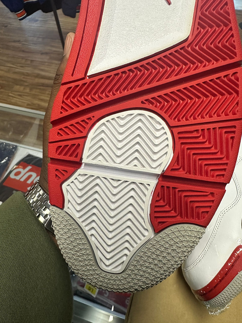 Thumbnail: Jordan 4 “Fire Red” sz 12 Pre-Owned 