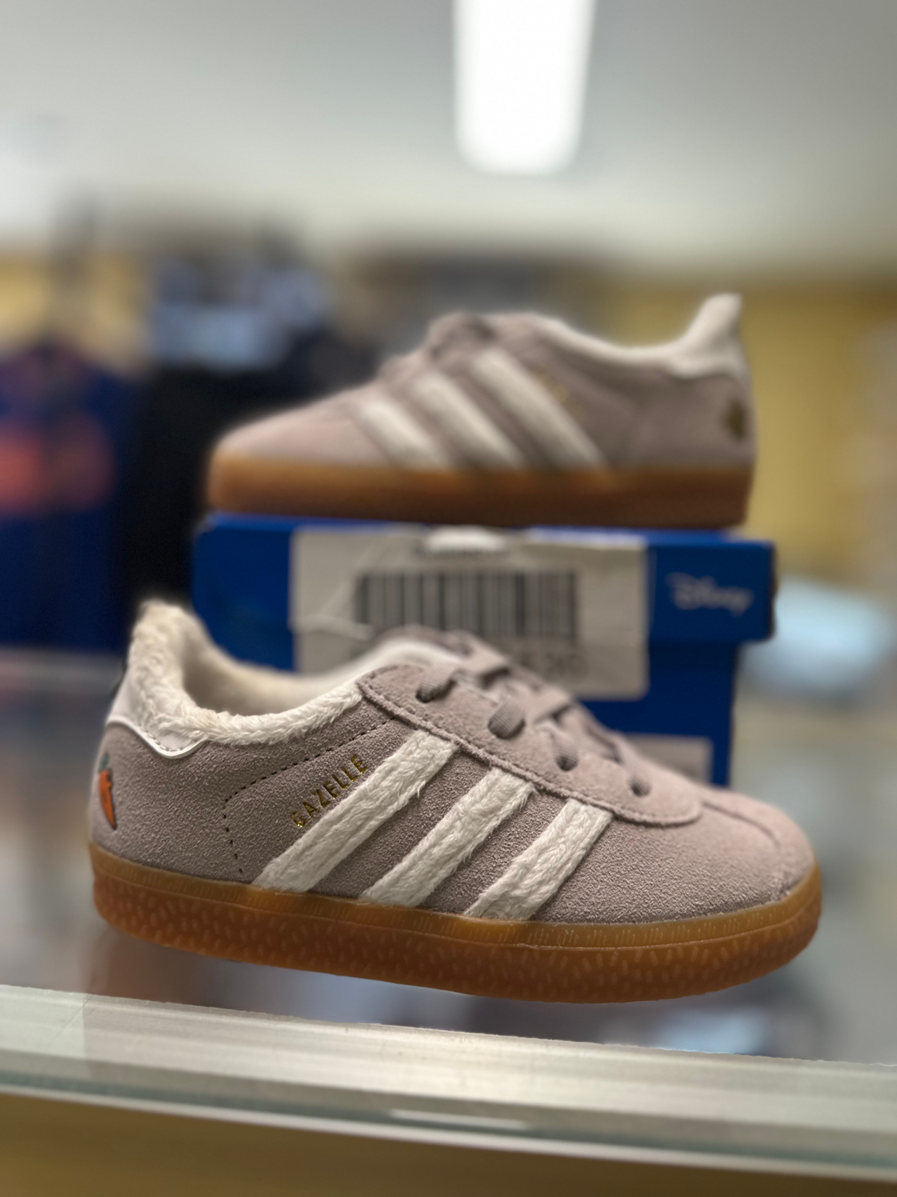 Adidas Gazelle “Zootopia” sz 9.5 New 