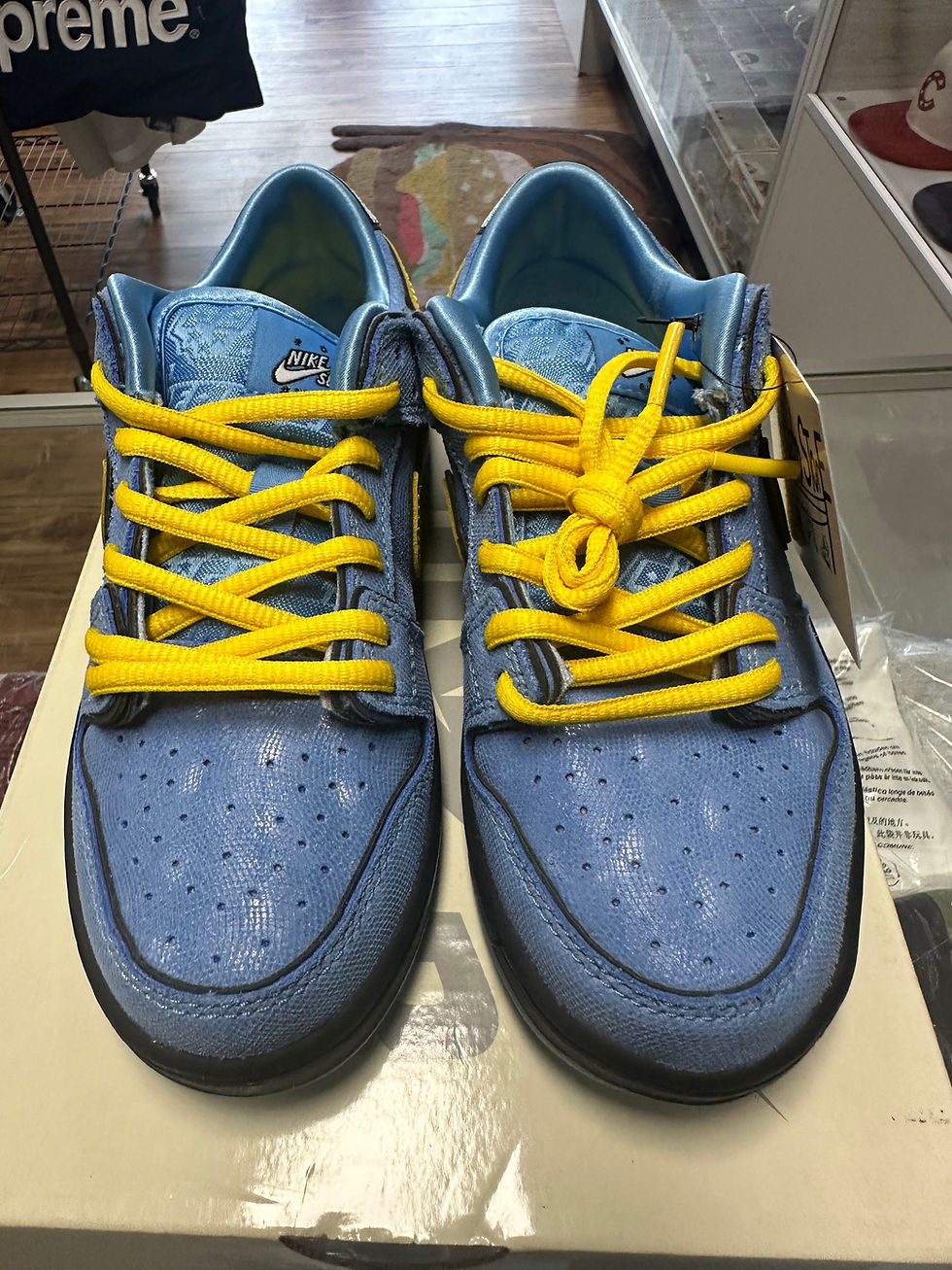 Thumbnail: Nike Sb Dunk “Powerpuff Girls Bubbles” sz 1.5y Pre-Owned 