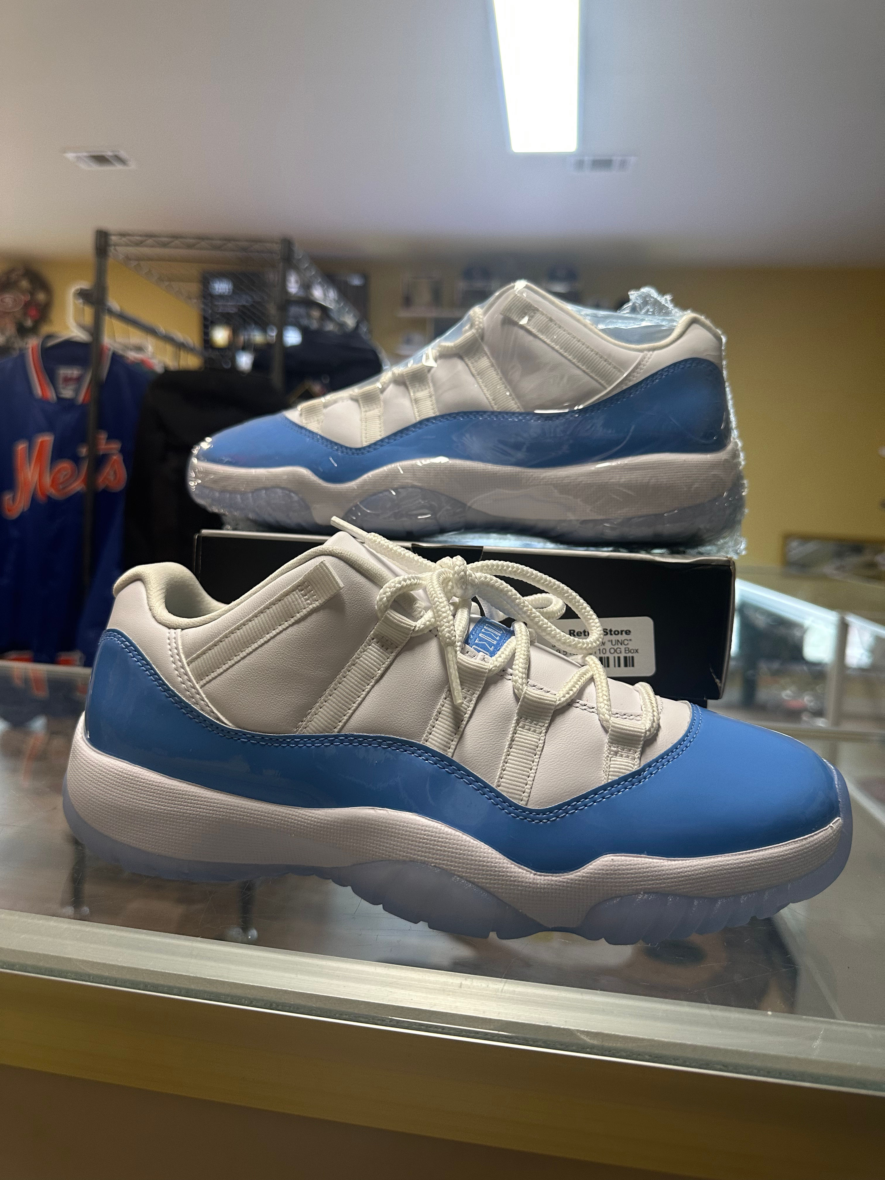 Jordan 11 Low “UNC” sz 9.5 Pre-Owned 