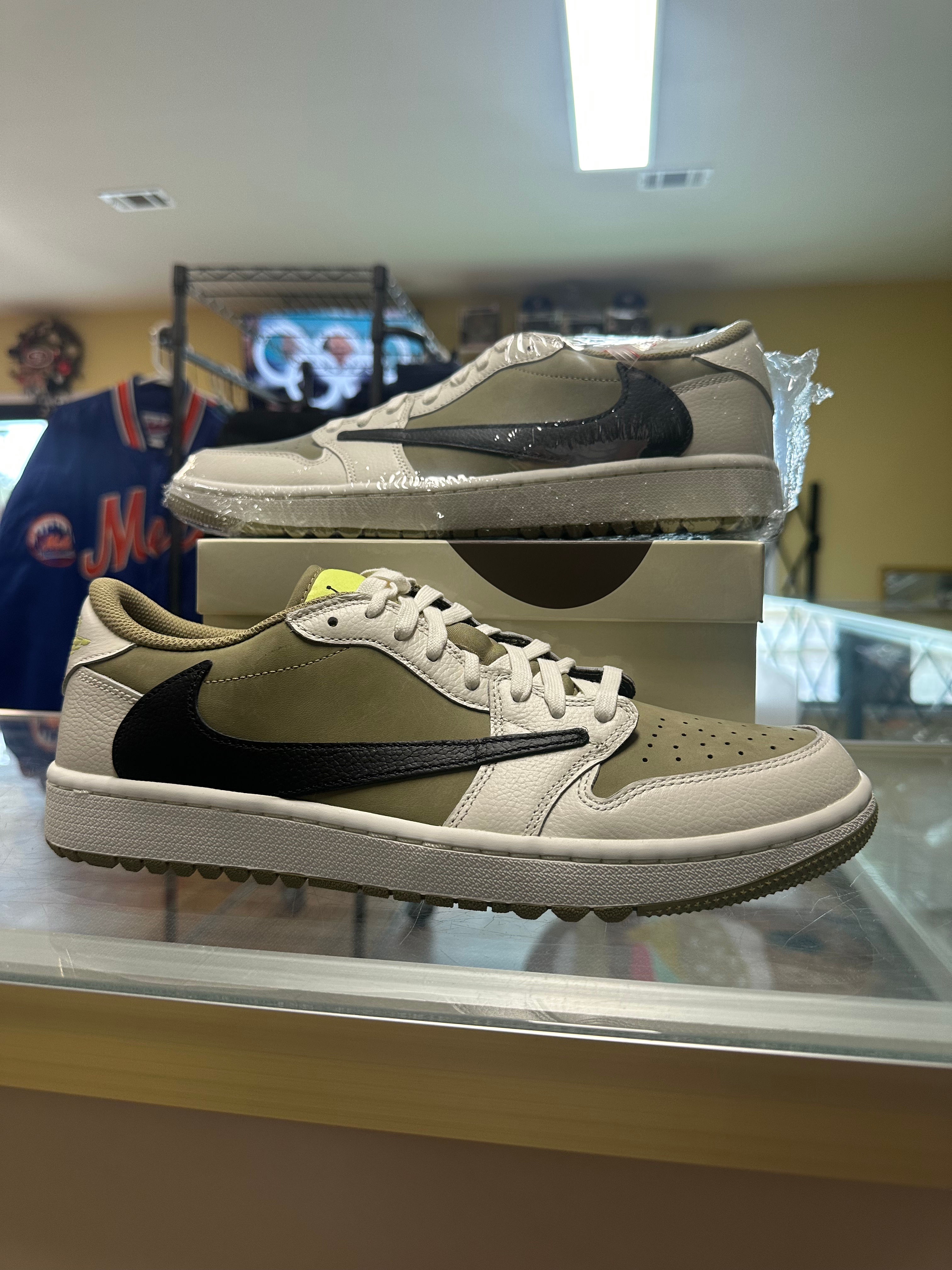 Jordan 1 Low Travis Scott Golf  “Olive” sz 11 New 