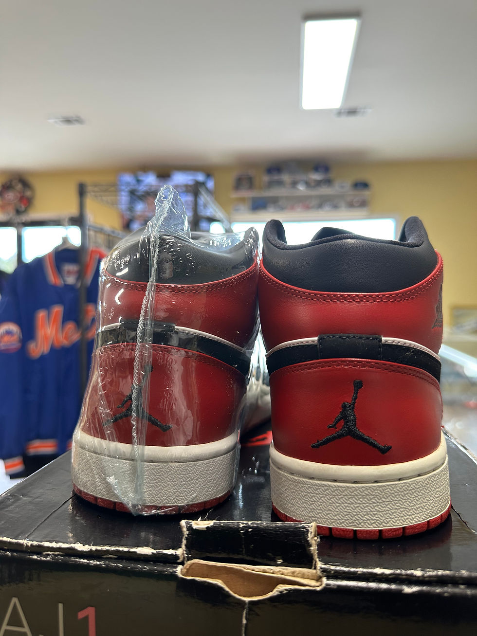 Thumbnail: Jordan 1 “Old Love New Love” sz 10 Pre-Owned 