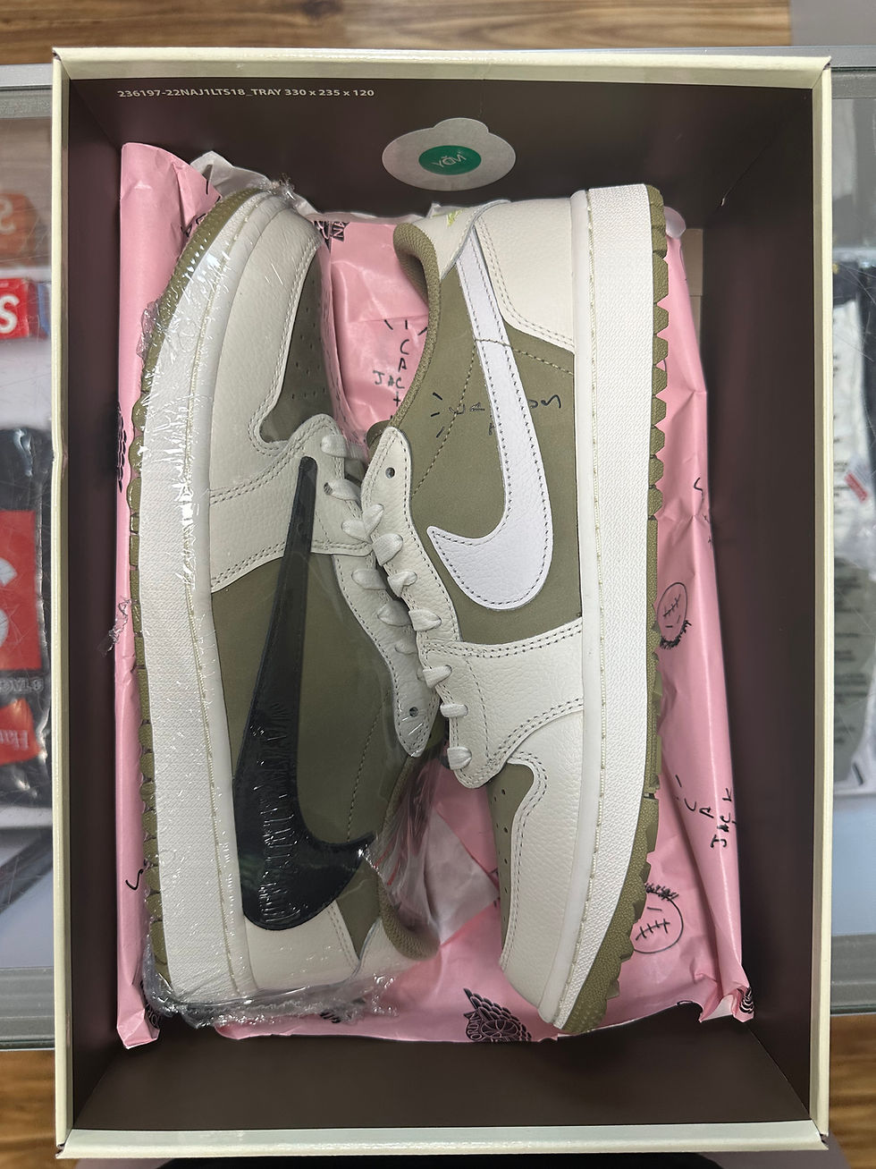 Thumbnail: Jordan 1 Low Travis Scott Golf  “Olive” sz 11 New 