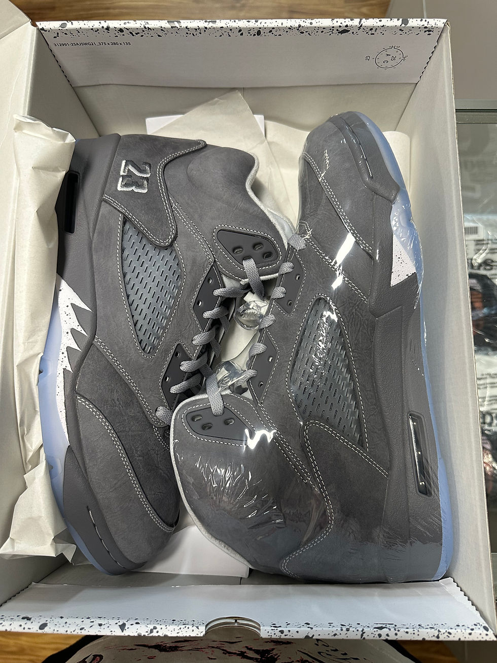 Thumbnail: Jordan 5 “Wolf Grey” New