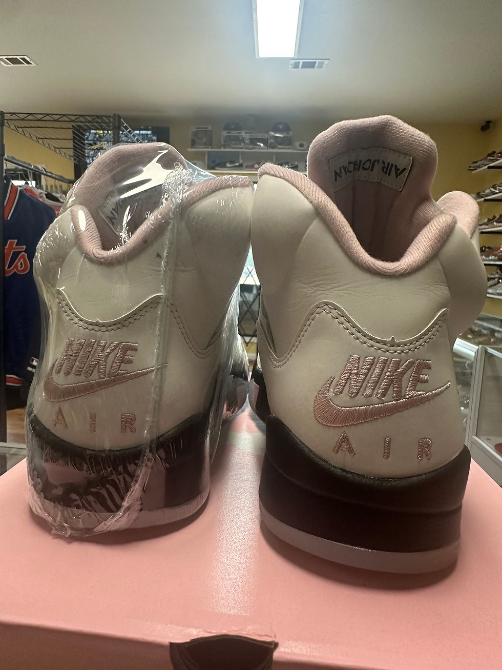 Thumbnail: Jordan 5 “Medium Soft Pink” sz 9 Pre-Owned 