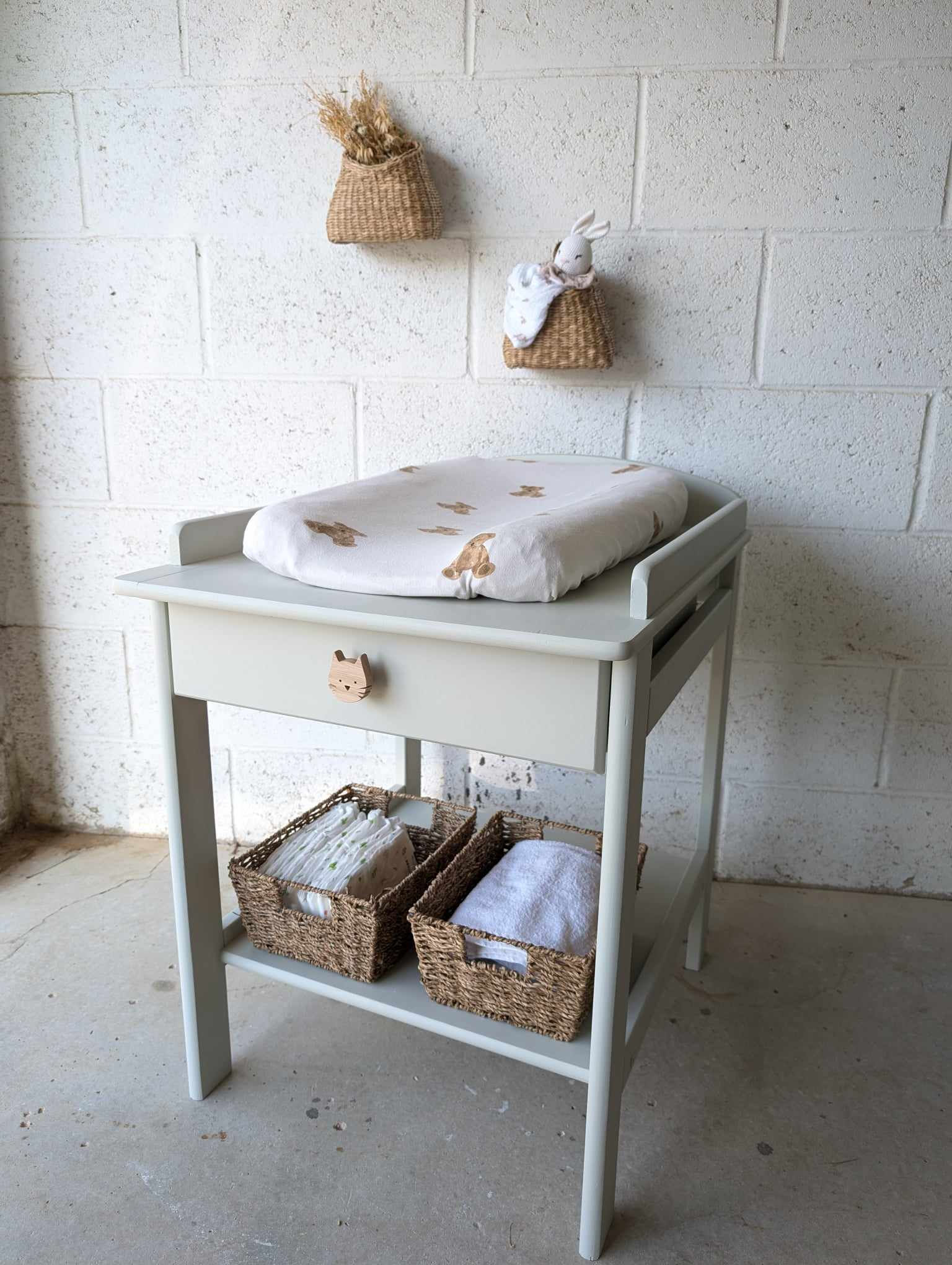 Table à langer chaton