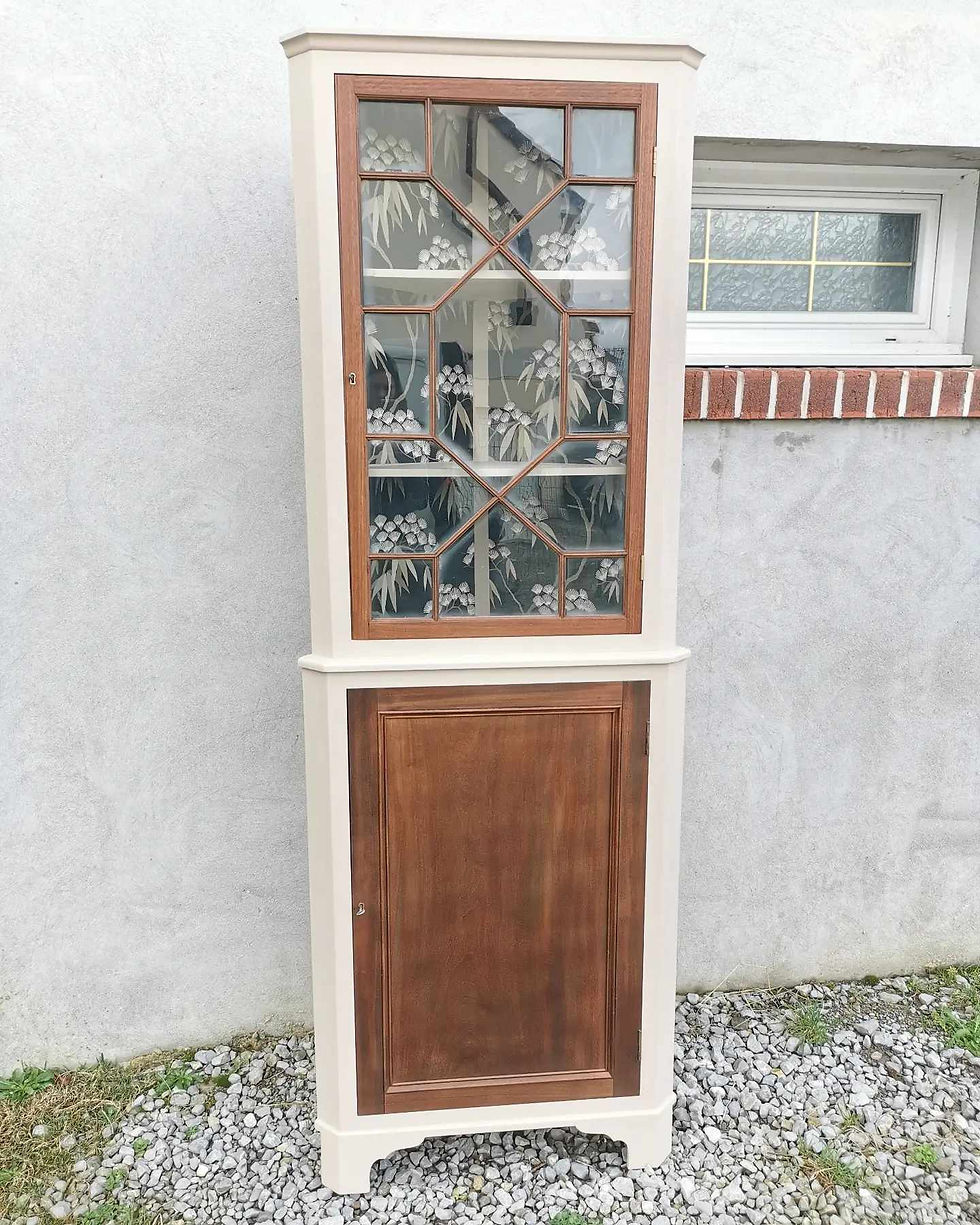 Miniature : Vitrine anglaise
