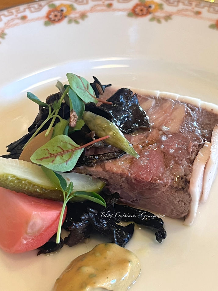 L’Auberge des Montagnards à Estavannens, mon adresse chouchou au super rapport qualité prix en Gruyère. Alors forcément, c'est un nouveau Coup de coeur du blog.