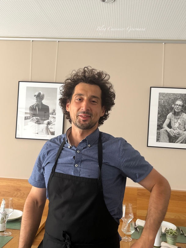 Des saveurs incroyables, de la couleur, de la gaité et beaucoup d’amour, voici le "Nouvo Bourg" à Saillon  du nouveau chef Andréa Maugeri. Alors forcément, c'est le nouveau Coup de Coeur du blog. 