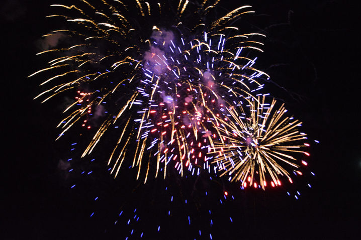 4th of July fireworks cluster