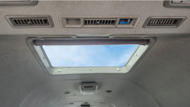 Thumbnail: CAM PLACER X 3.0 - 18 SEATER HIGH ROOF WINDOW VAN