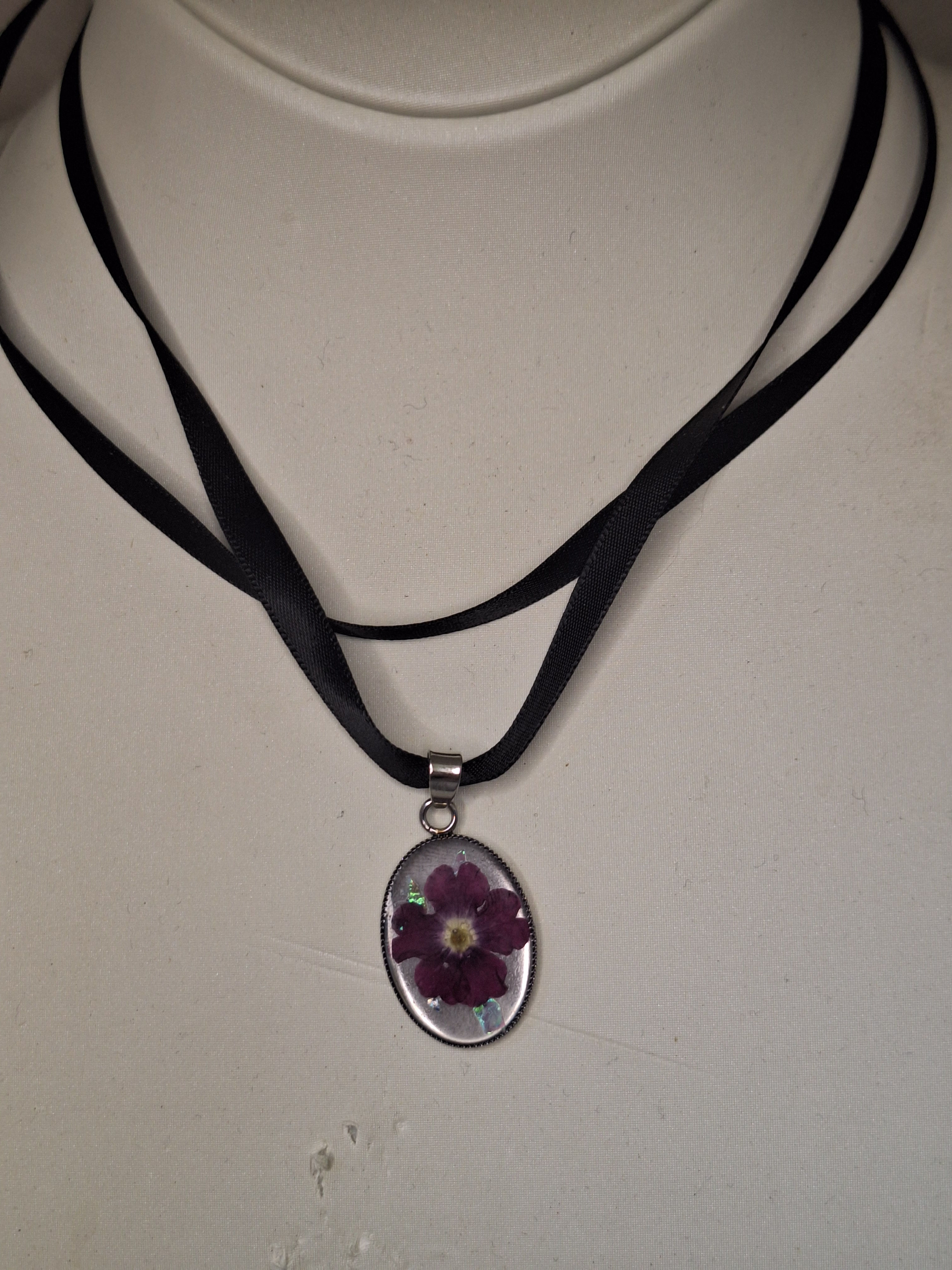 Pendentif fleurs séchées