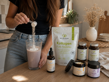 Aline gibt Nature Heart Kollagen in ihren Proteinshake; daneben stehen Tallow-Pflege, OPC, Vitamin C und Grapefruit-Extrakt.
