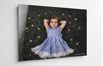 acrylic_mockup_1.png