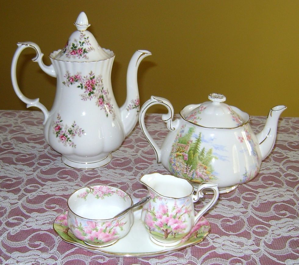 SERVICEWARE SET ~ $40 set