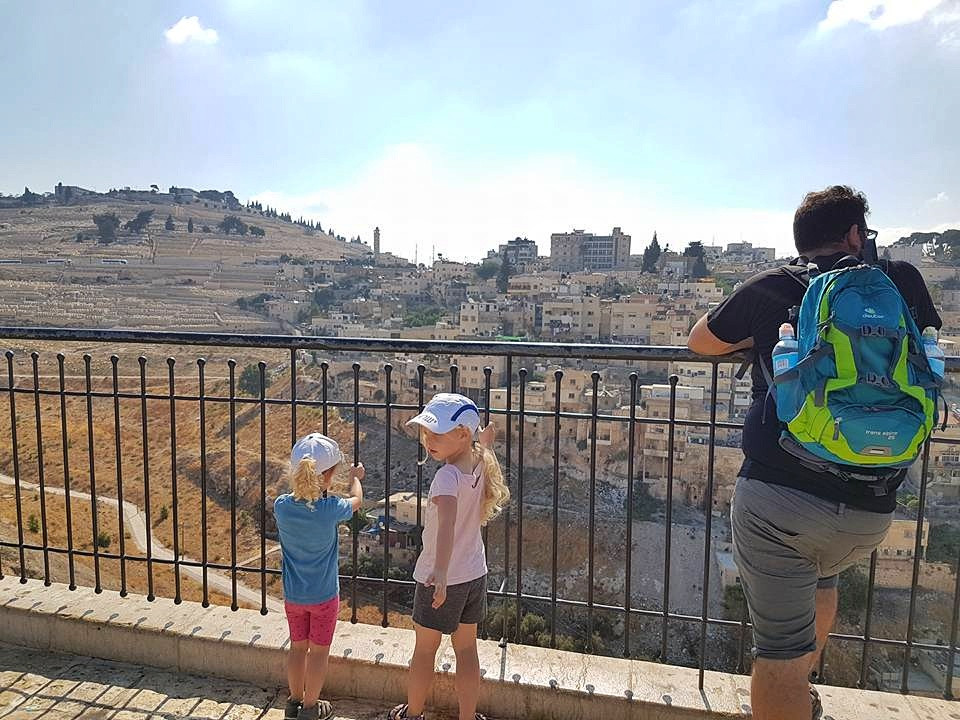 מתחילים מתצפית מדהימה