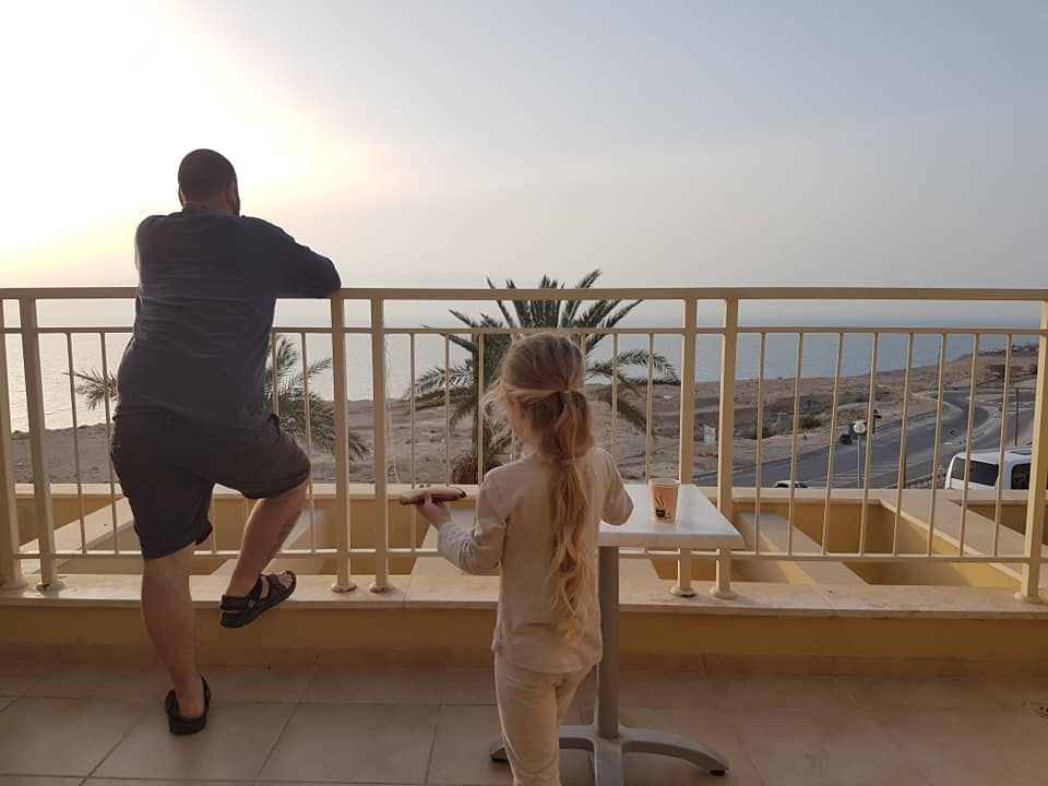 המרפסת שלנו