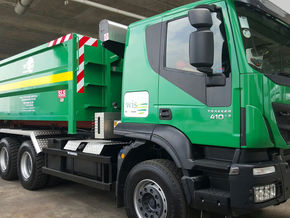 Hooklift Trucks
