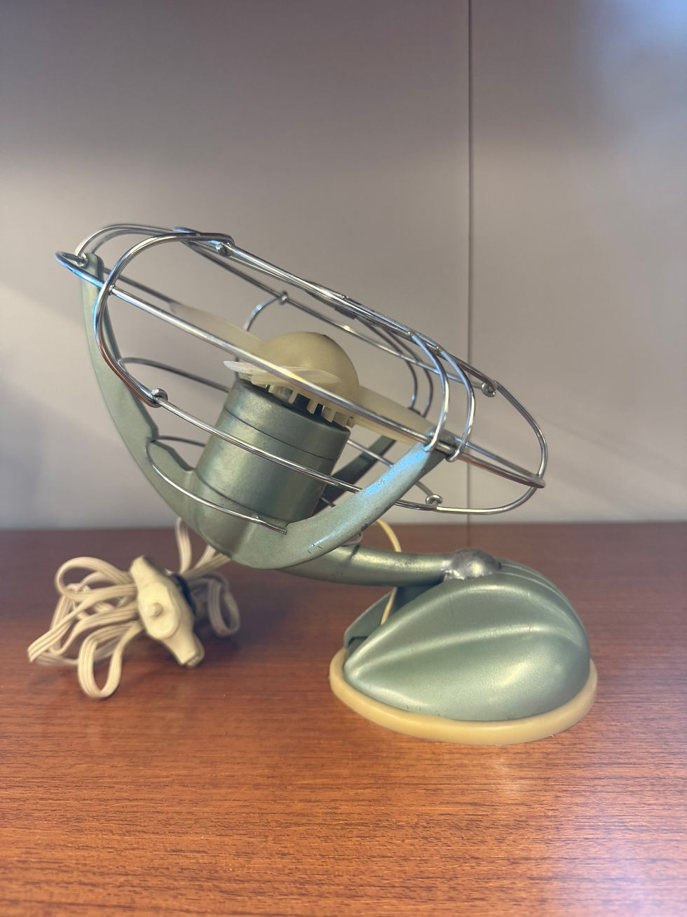 Thumbnail: Table Fan ERCOLE MARELLI, Mod. I 202, Made in Italy 1951