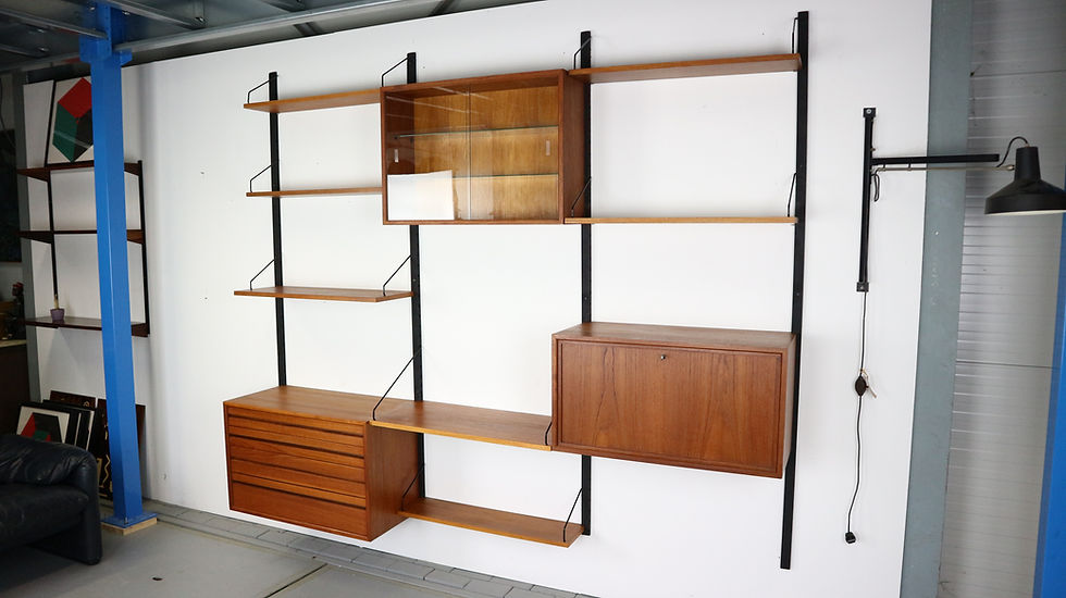 Thumbnail: Royal System Wall Unit by Poul Cadovius for Cado, 1960s