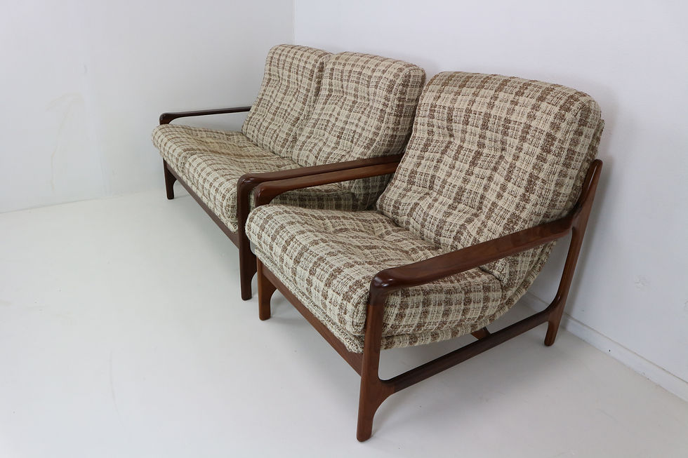Thumbnail: 90Danish Design Armchair Made of Rosewood