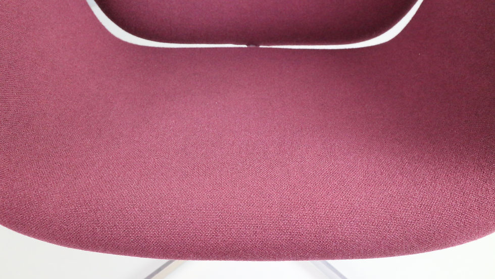 Thumbnail: Pierre Paulin Purple Lounge Chair "Big Tulip" F551 & Ottoman, 1960's Netherlands
