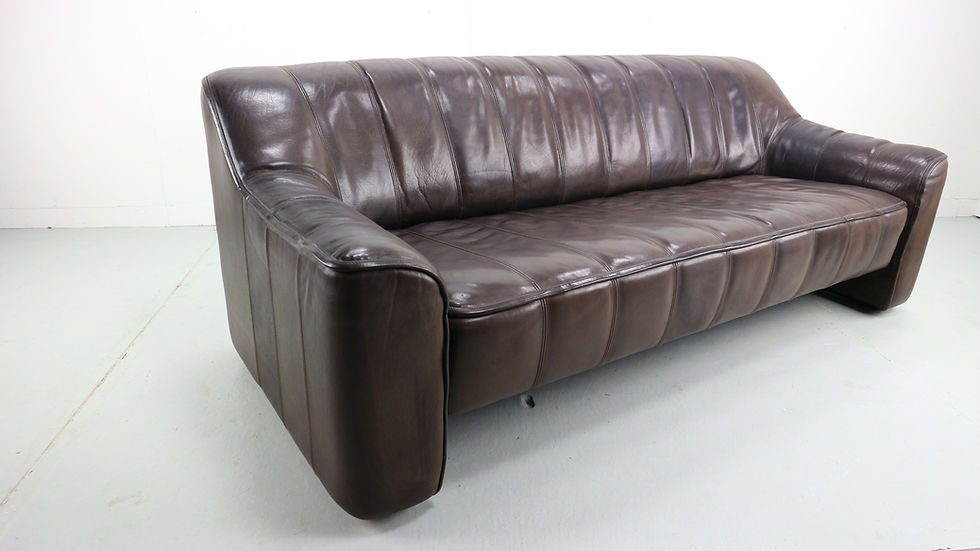 Thumbnail: 3-Seat Leather Sofa DS-44 from De Sede, 1970s