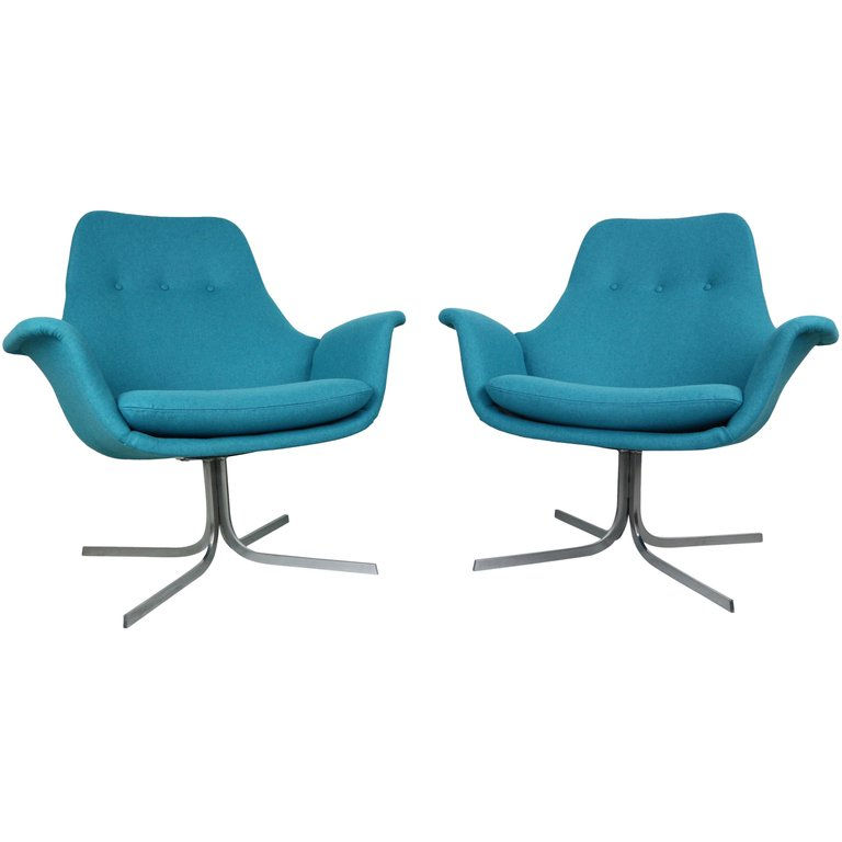 Set of Two Pierre Paulin Fauteuil Model 'Tulip' F-547, 1965s