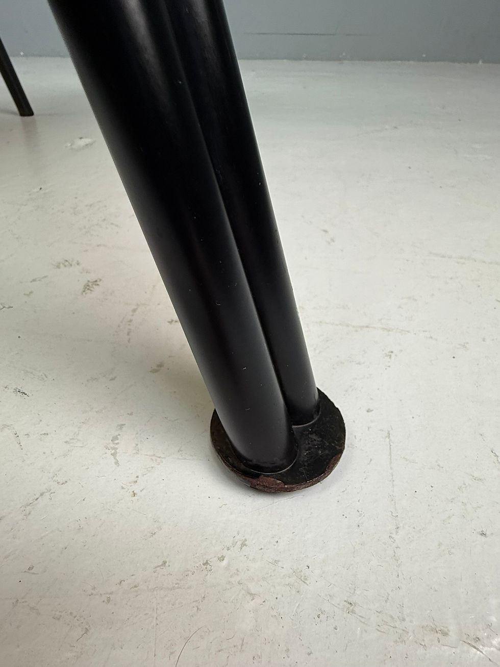 Thumbnail: Ed Merat Yellow Fiberglass tripod lounge chair France 1956