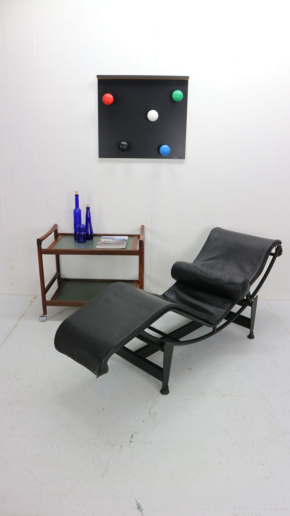 Thumbnail: Le Corbusier LC4 Black on Black Chaise Lounge Chair by Cassina, 1970