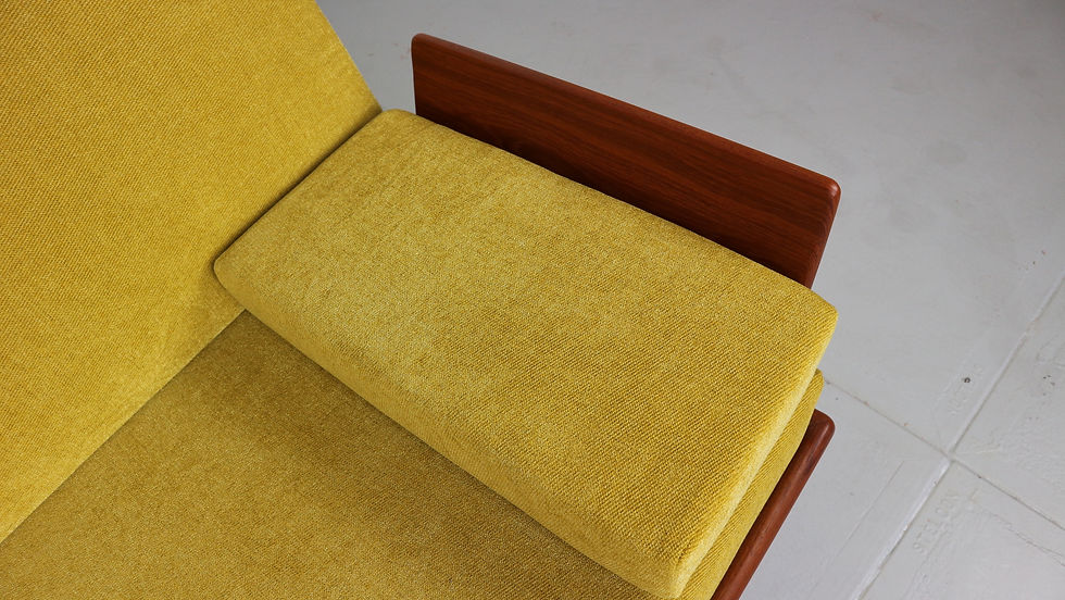 Thumbnail: Peter Hvidt & Orla Mølgaard Nielsen "Minerva" sofa or daybed