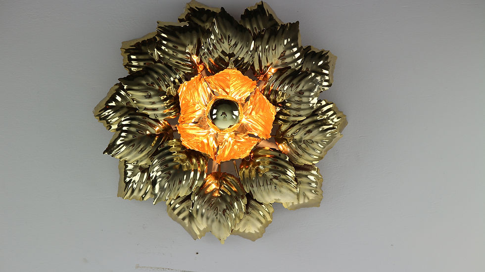 Thumbnail: Brass Leaves Flush mount Willy Daro, 1970s, Belgium