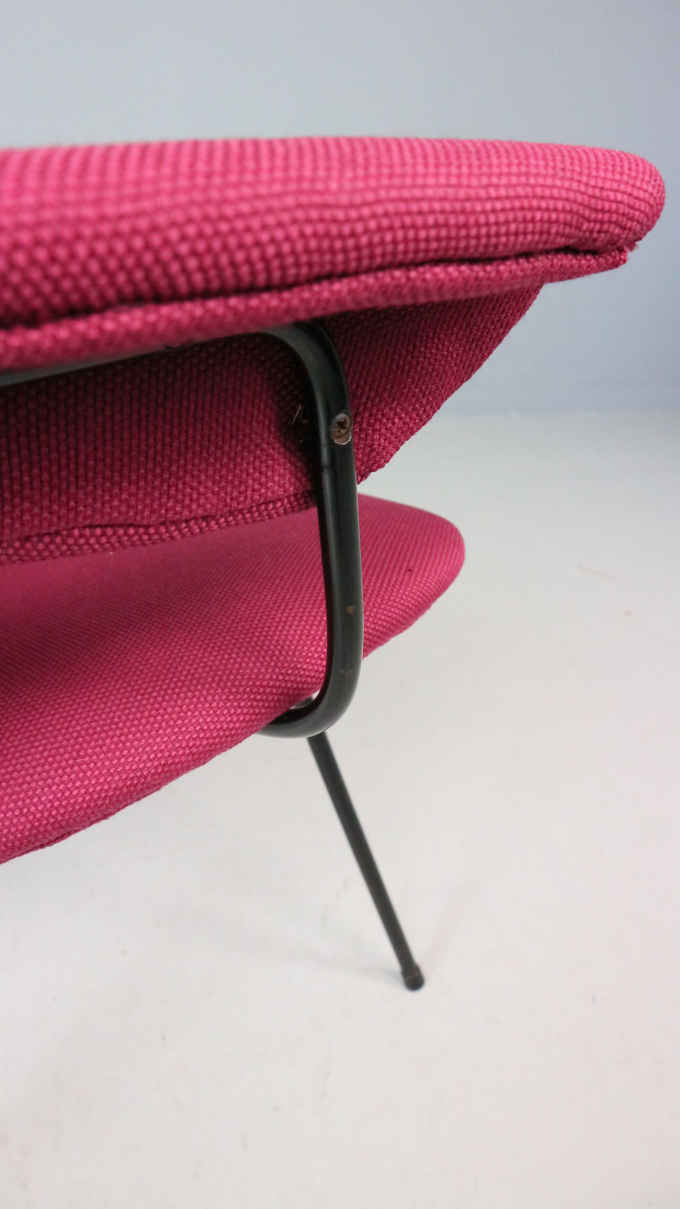 Thumbnail: Vintage Kembo 302 Armchair By W.H. Gispen