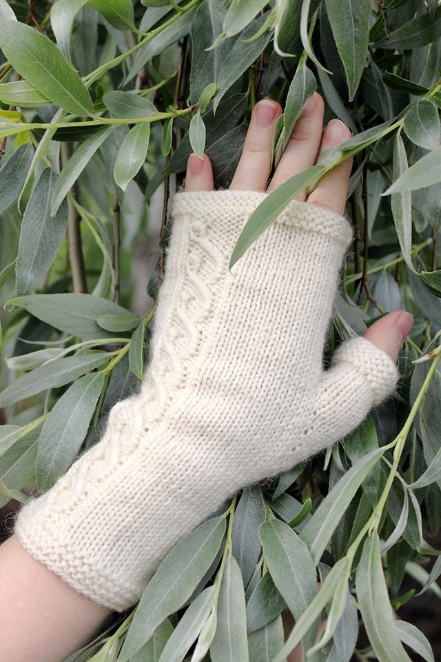 Kujeillen Mitts