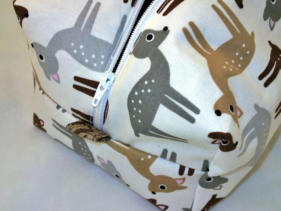 Boxy Deer Pouch