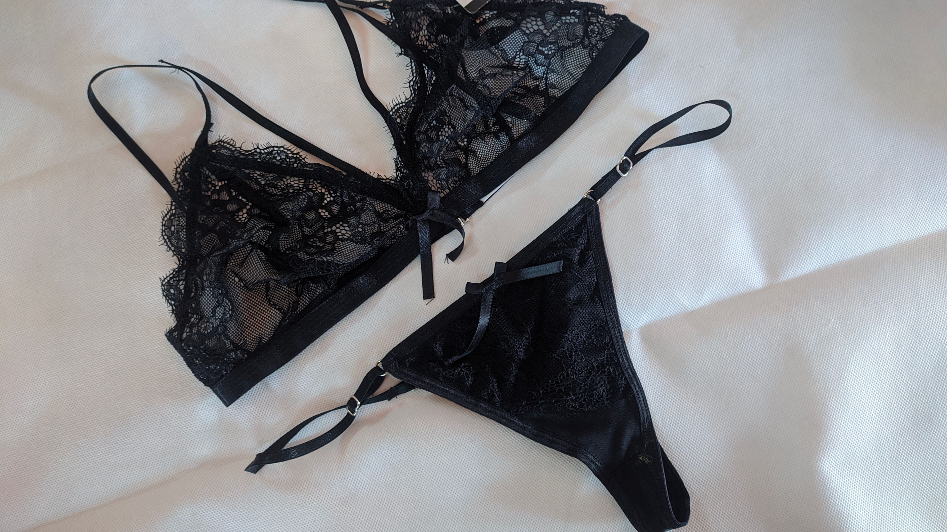 Conjunto de encaje  Melifera 3015