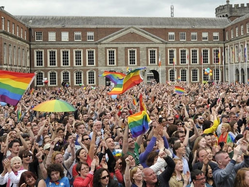 Irlandia: ustawa ma znieść historyczne wyroki za homoseksualność. „Spóźniona sprawiedliwość” dla tysięcy mężczyzn