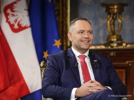 Prezydent Karol Nawrocki zawetował ustawę o statusie osoby najbliższej. Po wecie Nawrockiego. Środowiska LGBT+: „Czas skończyć z półśrodkami”