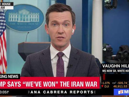 Dziennikarz MS NOW Vaughn Hillyard został ojcem. Reporter bierze urlop rodzicielski po narodzinach syna.