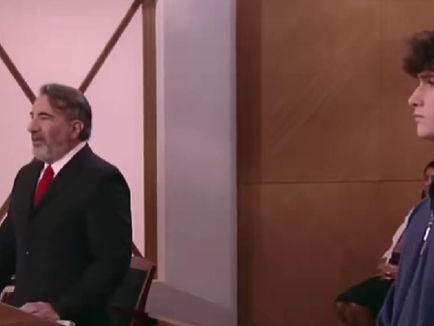 Ojciec pozywa własnego syna o… „zwrot kosztów wychowania”?